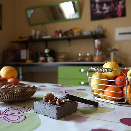 Le 3 B Bed & Breakfast Katanya Dış mekan fotoğraf